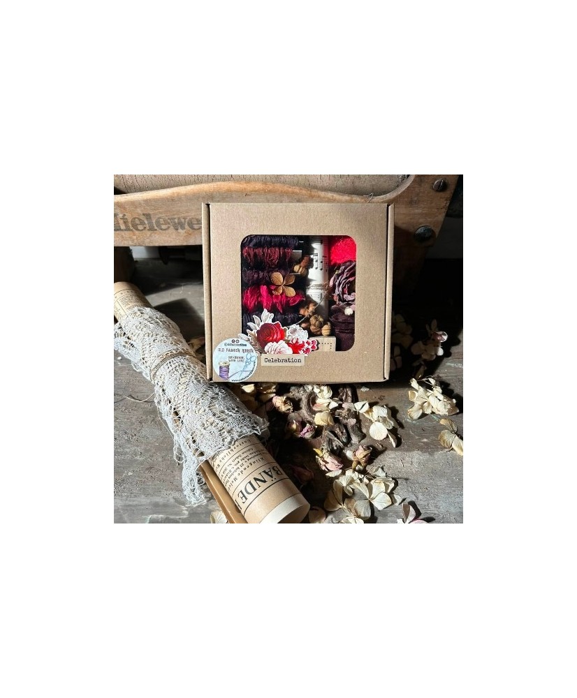 Vintage BORDO Crinkle Ribbon Box